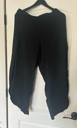 Black unisex linen mid calf with cuts on the side pants thumbnail 1