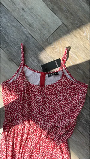 Long floral red summer dress thumbnail 2
