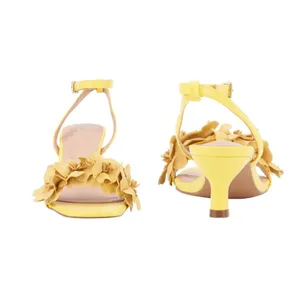NWT New York Company Womens Gwendolyn Kitten Heel Floral Yellow 6M thumbnail 4