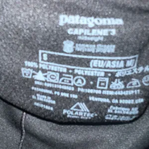 Patagonia Capilenes Midweight Black Pants‎ size Small thumbnail 2