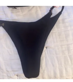 Black Bikini thumbnail 3