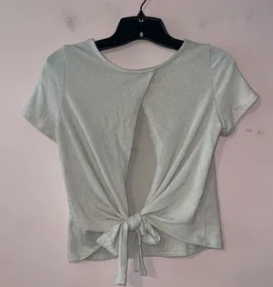 Francesca’s Taupe Open Tie Back Crop T Shirt Size XS NWT! thumbnail 1