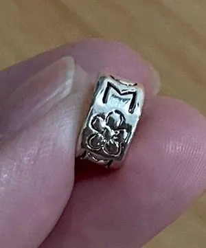 Mom Flower Mom Charm thumbnail 1