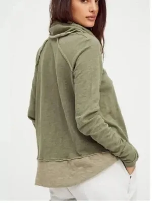 Free People Beach Heather Green Draped Cowl Neck Lightweight Pullover Size S/M thumbnail 9