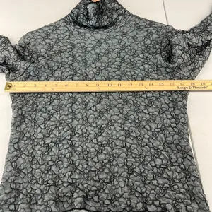 Sno Skins Crop Top Womens Medium Black Lace Sheer Detail Turtle Neck Ski Outdoor thumbnail 10