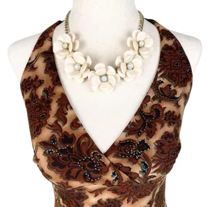 Vintage Y2K Chunky Acrylic Flower Necklace Rhinestone Jewel Statement Retro thumbnail 1