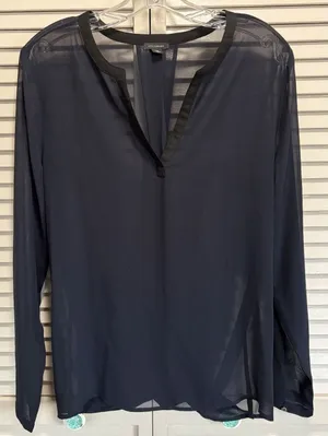 Ann Taylor Black Sheer Chiffon Long‎ Sleeve Blouse Size M Twist/Open Back thumbnail 1