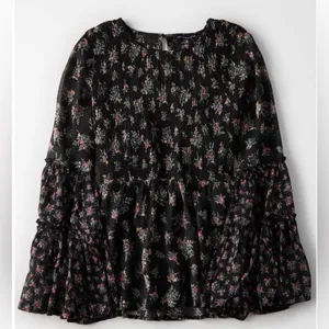 American Eagle Dark Floral Smocked Bell Sleeve Top Whimsigoth Fairy 70s Blouse M thumbnail 4