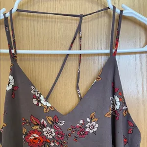Wet Seal Floral Tank Top thumbnail 4