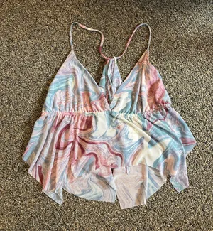 Urban Outfitters Top thumbnail 1
