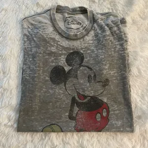 Disney women’s  mickey mouse tshirt size large thumbnail 2