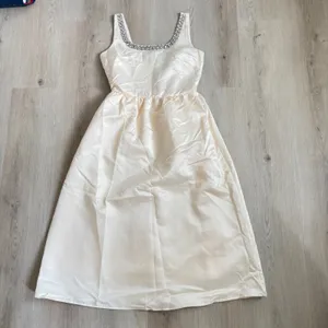 Cider NWT Women's Vintage Style Cream Satin Midi Dress Scoop Embellished Neck S thumbnail 11