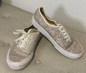 Vans Women's Glitter Lace-Up Sneakers 9 thumbnail 1
