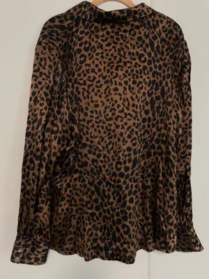 Valerie Stevens 100% Silk Long Sleeve Button Down Collared Vintage Top 16 thumbnail 6