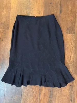 TAHARI black asymmetrical tulip hem skirt, size 8 thumbnail 2