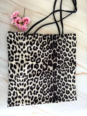 White Leopard Shoulder Bag thumbnail 3