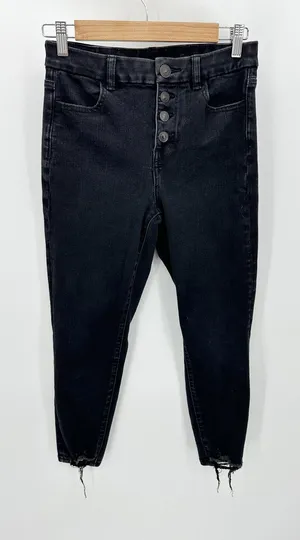 American Eagle Women 4 Short Black‎ Curvy Hi Rise Jegging Crop Button Fly Jeans thumbnail 1