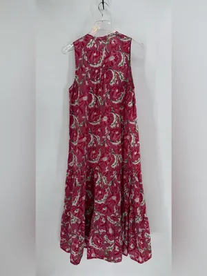 STARK X tiered maxi dress features a vibrant magenta/pink block-print medium thumbnail 2