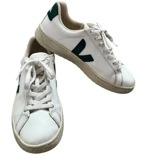 Veja Urca Sneakers White Leather Green Women’s 7 thumbnail 1
