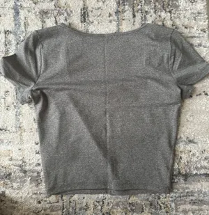 Hollister Baby Tee thumbnail 3