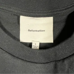 Reformation NWT Black Cropped‎ Classic Crew Neck Tee thumbnail 3