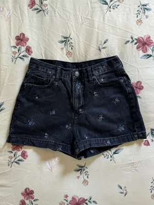 American Eagle Dark Wash Grey Jean Short with Embroidered Flowers thumbnail 3