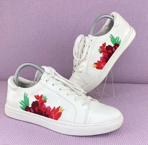 G.H. Bass & Co. Siri Floral Embroidered Lace Up Sneaker White 9‎ thumbnail 1