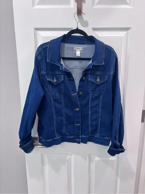 Dash‎ Classic Women's Dark Wash Denim Jacket size Medium Blue thumbnail 4