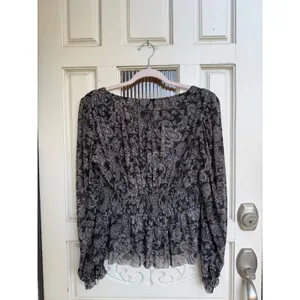 DR2 Womens Paisley Smocked Waist Peplum Blouse Top Black White Size XS ‎ NEW thumbnail 6