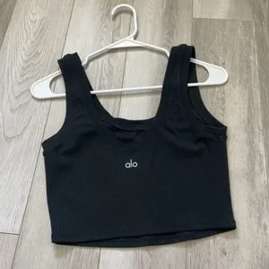 Alo Tank Top crop ribbed knit pullover woemns Black (small) athleisure outdoor thumbnail 4