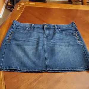 Old Navy denim Miniskirt Size 12 thumbnail 3