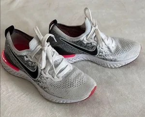 Nike Women's White and Pink Running Shoes thumbnail 3