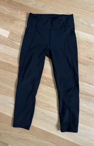 Lululemon leggings 6 thumbnail 1