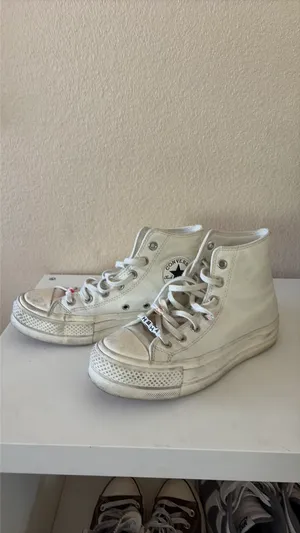 Converse White Chuck Taylor All Star thumbnail 2