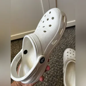 Crocs Shoes Women’s White Clogs Size 6‎ thumbnail 9