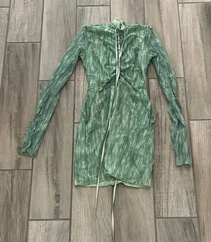 House of CB Green Long Sleeve Bodycon Dress thumbnail 1