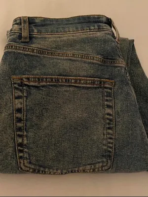 H&M Divided High-Rise Mom Jeans - Acid Wash - Size 10 thumbnail 6
