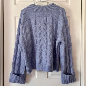 Abercrombie Cable Knit V-Neck Sweater thumbnail 2