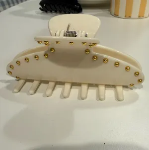 H&M Studded Claw Clip thumbnail 2