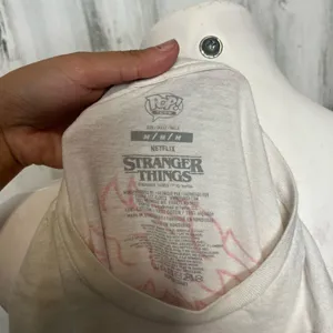 Stranger things Tshirt thumbnail 5