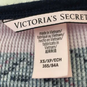 FINAL MARKDOWN Ladies Victoria’s Secret top xs thumbnail 2