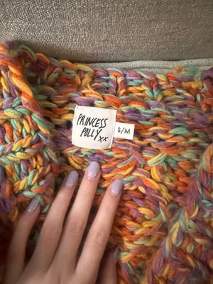 Cardigan thumbnail 2