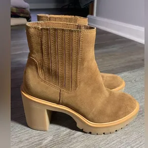 Dolce Vita Chelsea Boots Heels Caster Suede Chestnut Brown Winter New Size 8 thumbnail 2