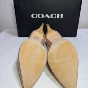 Coach Pumps Heels Women Nude Leather Pointed Toe Pumps w Gold Beaded Trim 8 thumbnail 5
