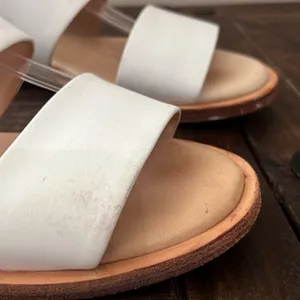 COS Sandals‎ Double Strap Flat White Leather Size US 8 thumbnail 4