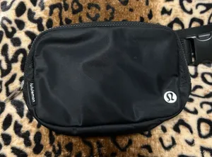 Lululemon Belt Everywhere Bag Black thumbnail 1