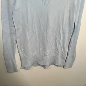 Victoria's‎ Secret Women's Size Small Crewneck Sweater Light Blue Semi-Sheer thumbnail 4