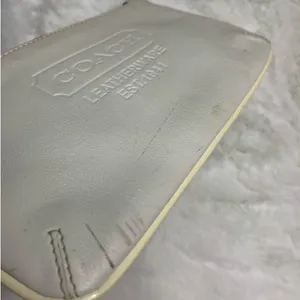 COACH Off White Wristlet thumbnail 5