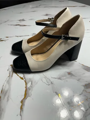 Adrienne Vittadini Two-Tone Block Heel Mary Janes - Black & Cream thumbnail 3
