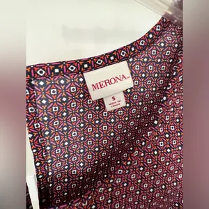 MERONA Small Sleeveless Blouse. thumbnail 2